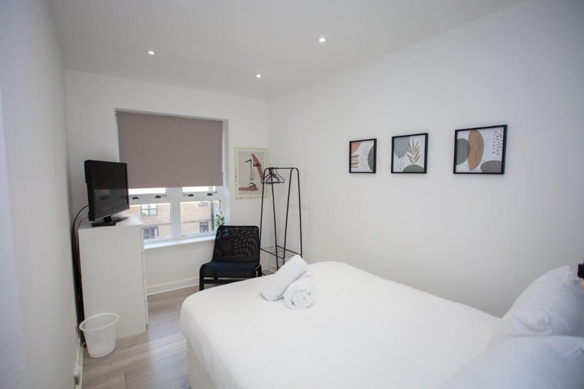 Bright Central Flat With Balcony And Free Parking Glasgow Exteriér fotografie